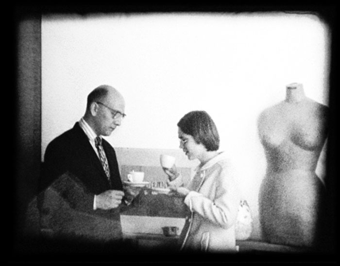 stigter-jewish_bride-couple-admiration2