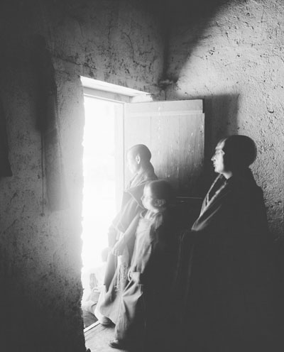 Plate139-Monks_watching-festival