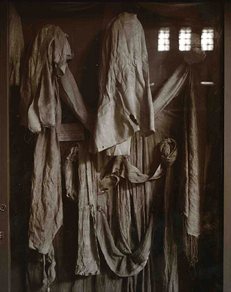 plate61_Funerary_Cloths
