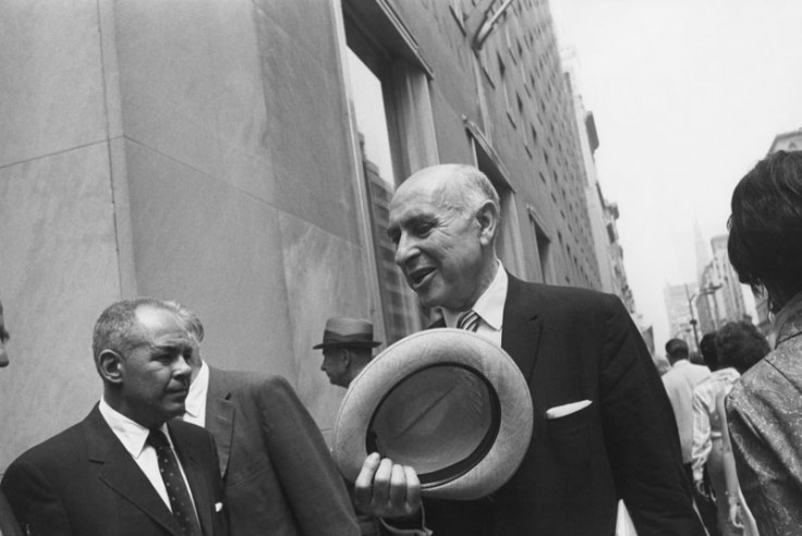 Winogrand_NYC_hat.0904