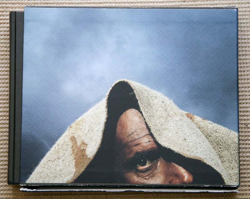 Unordinary_Lives_slipcover