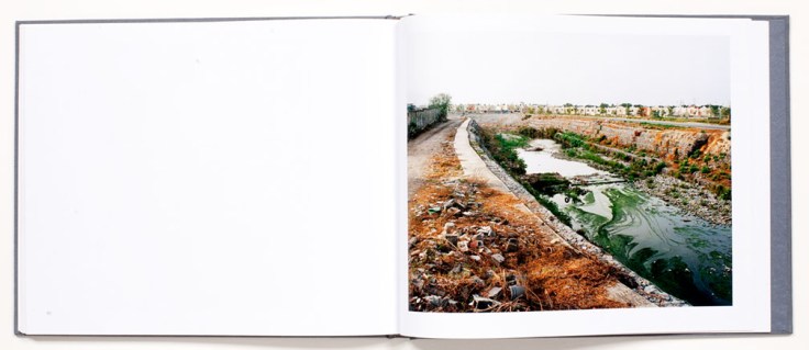 Alejandro_Cartagena-Suburbia_Mexicana_1