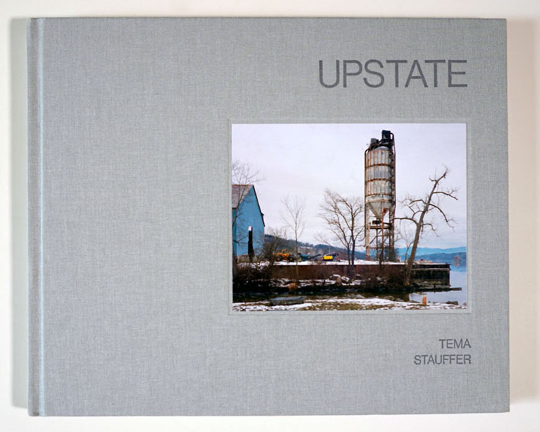 Tema Stauffer 写真集『UPSTATE』 Tema Stauffer – UPSTATE – PhotoBook Journal