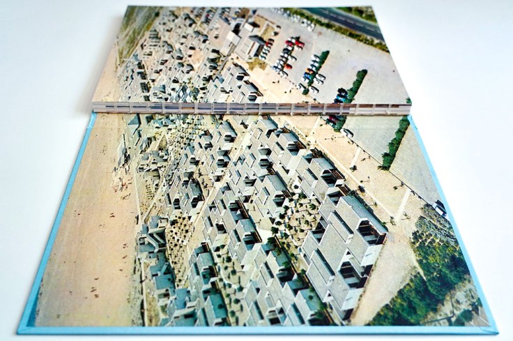 Shane_Lynam-Fifty_High_Seasons_swiss-binding